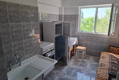 - Apartament 3 camere confort 1, zona Viziru 1. - 4