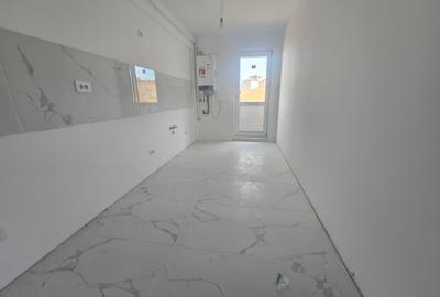 Apartament cu 2 camere decomandat în Vișani