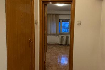 3 camere decomandat stradal Bulevardul Unirii/Decebal - 12