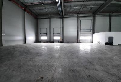 Spatiu Industrial - 900 mp - Productie - Depozitare - Distributie - 12