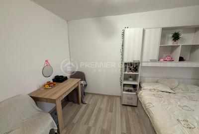 ETAJ 3! Garsoniera 22mp renovata, PACURARI, fara risc, mobilata - 1