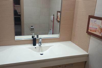 Apartament cu 2 camere semidecomandat în Vitan