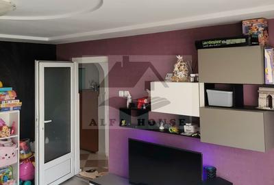 Apartament cu trei camere, zona Racadau 74 mp - parcul Trandafirilor - 4