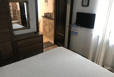 Apartament 3 camere renovat Str. REPUBLICII - 6