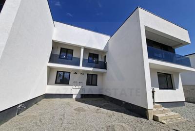 Casa moderna 3 camere 2 bai si curte 170 mp in zona Arhitectilor - 1