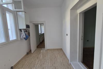 Casa de vanzare in Alexandria – Central, 7 camere, 4 spatii comerciale, renovata - 10