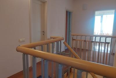 Gradistea- 2 vile individuale construite in regim propriu in anul 2008! - 52