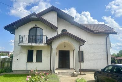 Vilă de familie 1000 mp teren, 6 camere, garaj 2 mașini, foișor - Valea Lupului - 13