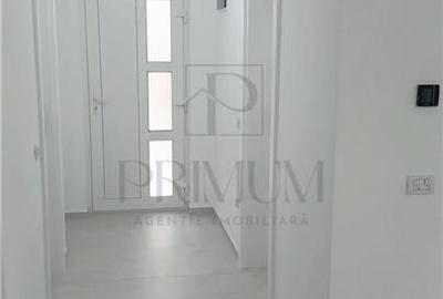 Duplex la cheie - toate utilitatile - compartimentare practica - 3