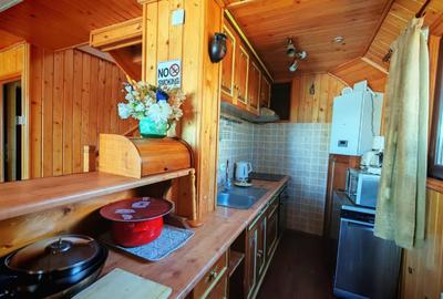 Casa / pensiune investitie sat Pestera, Moieciu, Bran - 6