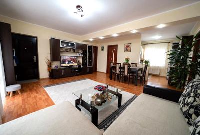 Apartament bl nou 100mp +3.21 teren -mobilat utilat 148.000eur neg - 2