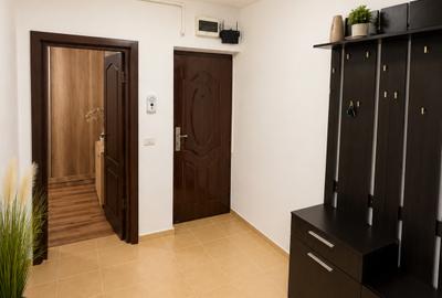 Vând apartament 3 camere, - 2