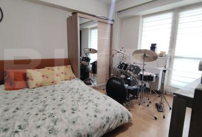 Apartament cu 3 camere decomandat, mobilat în Mărăști