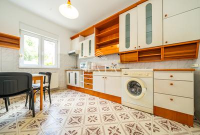 Apartament la casa, 3 camere, zona Calea Dumbravii 480 € - 4