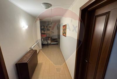 Casă / Vilă cu 6 camere de vânzare în zona Darmanesti - 50