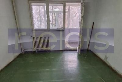 Apartament cu 3 camere decomandat în Drumul Taberei