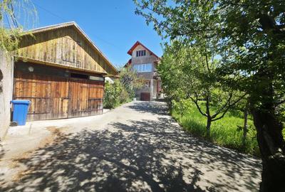 Casă / Vilă cu 6 camere de vânzare în zona Darmanesti - 2