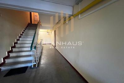 Apartament 3 camere ,ultracentral Biblioteca Judeteana,etaj 1 , garaj sub bloc i - 16