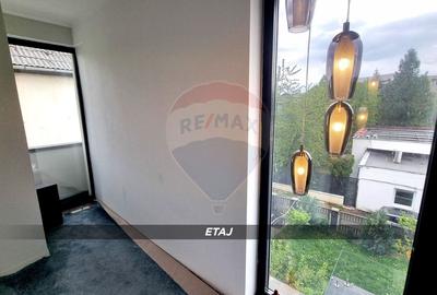 Vă propunem spre vânzare o proprietate spațioasă - 12