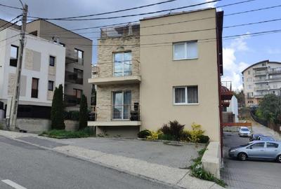 Strada Eugen Lovinescu, Apartament cu 3 camere decomandate - 80 mp - etaj 1 - 3