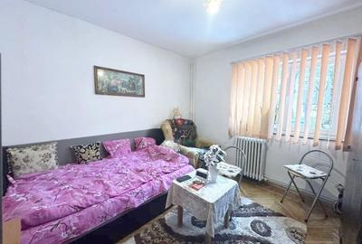 0 % comision Apartament 3 camere decomandat, Aleea Brates 2.515 eu/mp - 15