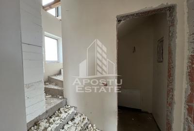 DE VANZARE casa alipita in Covaci cu curte mare - 2
