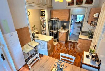 Apartament cu 3 camere decomandat, mobilat în Ultracentral