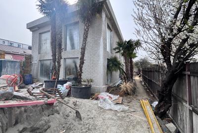 Casă individuală cu 4 camere în Sud