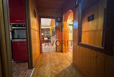 3 camere | etaj 2 | centrala proprie | zona excelenta | - 11