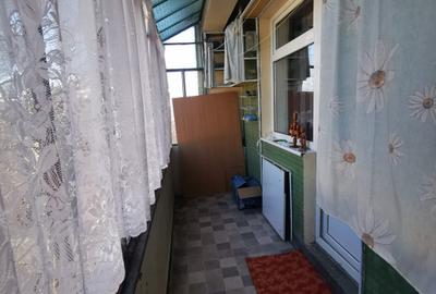 Apartament 2 camere decomandat zona Vasile Aaron - 11