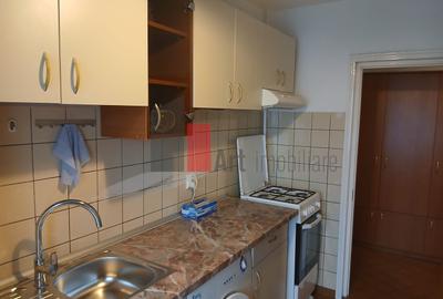 Inchiriere 3 Camere Decebal - 1