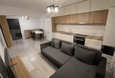 Apartament cu 3 camere semidecomandat, mobilat în Baciu