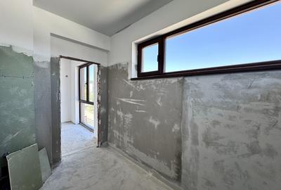 Duplex Domnești la alb | 4 camere| Încălzire Pardoseală | Teren 300mp | Cheie - 3
