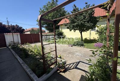 Casă individuală cu 5 camere în Sânandrei