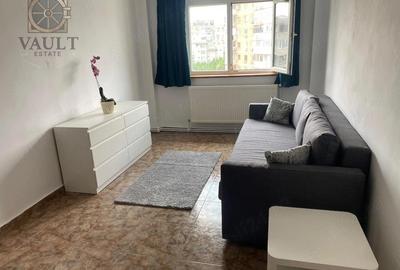 Apartament cu 4 camere semidecomandat, mobilat în Timpuri Noi