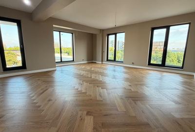 Apartament cu 3 camere decomandat în Băneasa