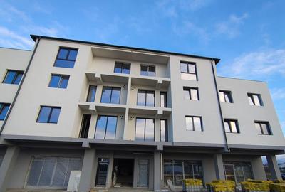 Apartament cu 3 camere decomandat în Șelimbăr