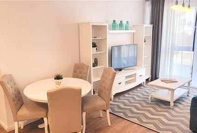 Apartament cu 3 camere semidecomandat, mobilat în Străulești