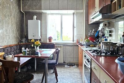 Apartament 4 camere, etaj 2, 2 locuri parcare, Piatra Neamt - Mihai Viteazul - 10