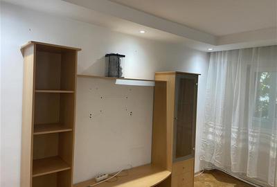 Apartament 2 camere ,zona ultracentrala (Unitatea de Pompieri), et 1 4 , decoman - 14