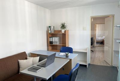 Casă individuală cu 9 camere în Central