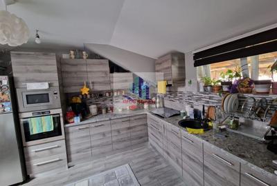 Casa P+M in zona Dealuri Oradea - ideala pentru 2 familii! - 16