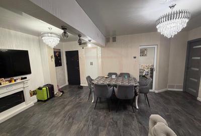 Apartament cu 3 camere decomandat, mobilat în Mazepa 1