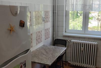 Ap 3 cam, et 1/10, bloc anvelopat,vizavi de Veranda Mall, Obor, metrou 5 min - 9