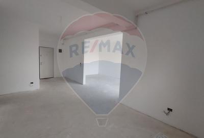Apartament cu 3 camere ETAJ 2 - 2