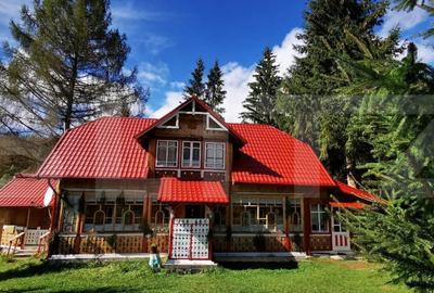 Casă individuală cu 7 camere în Vatra Dornei