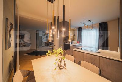 Apartament cu 3 camere semidecomandat, mobilat în Bună Ziua