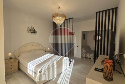 Apartament cu 2 camere decomandat, mobilat în Central