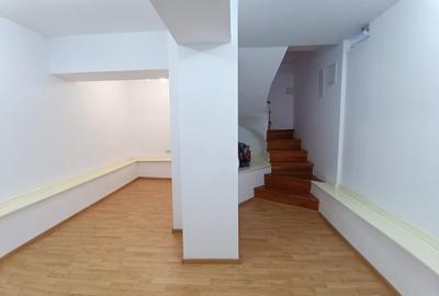 CENTRU SALA SPORTURILOR(COD03)- Casa interbelica si curte generoasa ! - 4