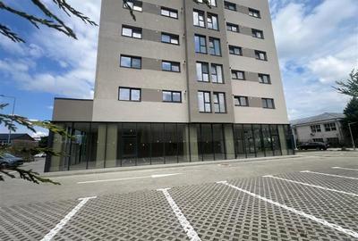 Spațiu comercial modern 155 mp, la cheie, cu două intrări – Bac&# - 2